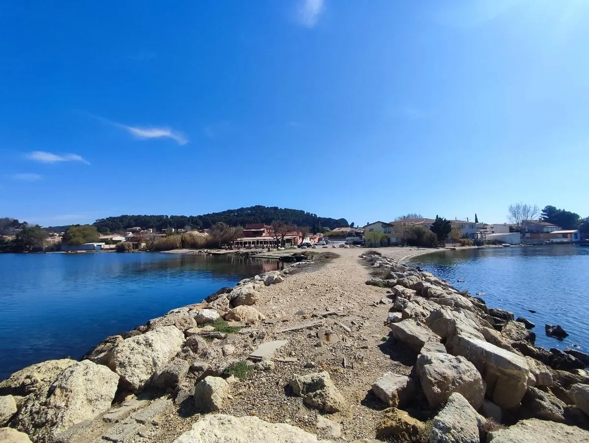 Chez Nico - 100 M Plages - Clim - Jardin - Parking - Quartier Calme Saint-Chamas France